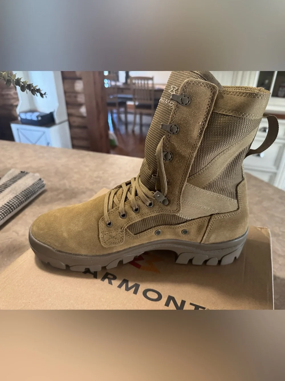 Garment milatary Men's Tan Suede Tactical Lace-Up Boot